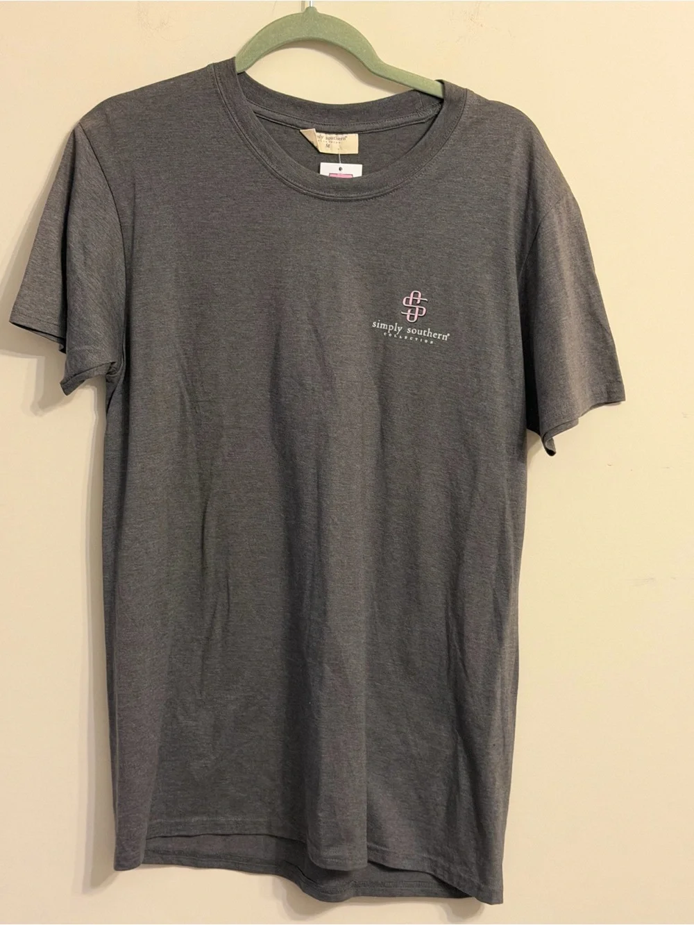 Simply Southern Charcoal Tee with Pastel Floral Dog Design - Picture 3 of 4
